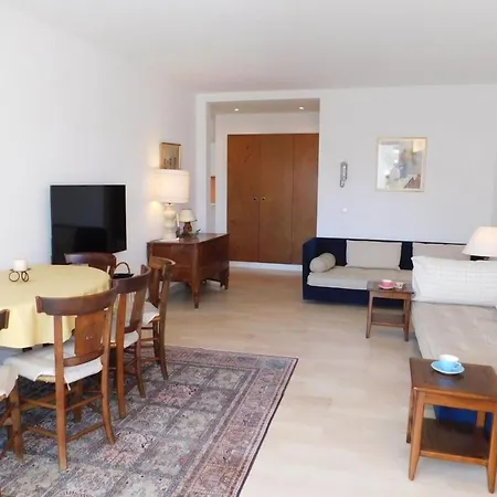 Apartment Beautiful Two-room 