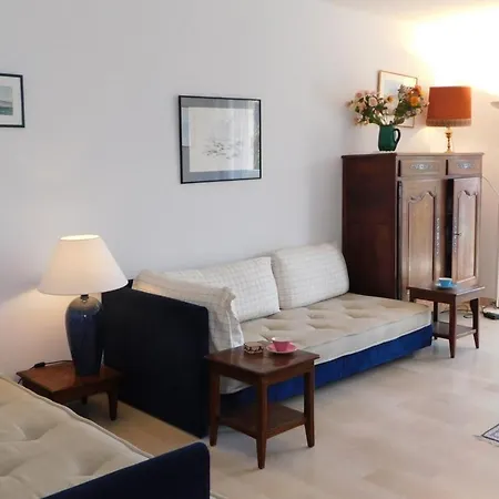 Beautiful Two-room 